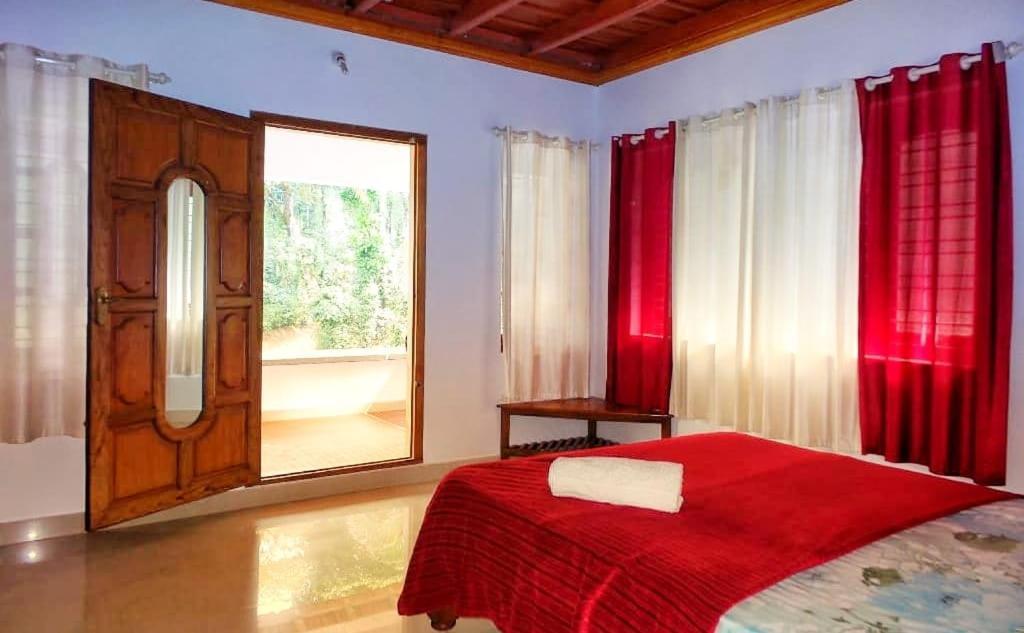 Coorg Divine Spark Home Stay Suntikoppa Exterior foto